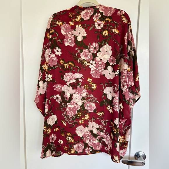 Miss chievous floral kimono, size xl - Picture 3 of 4